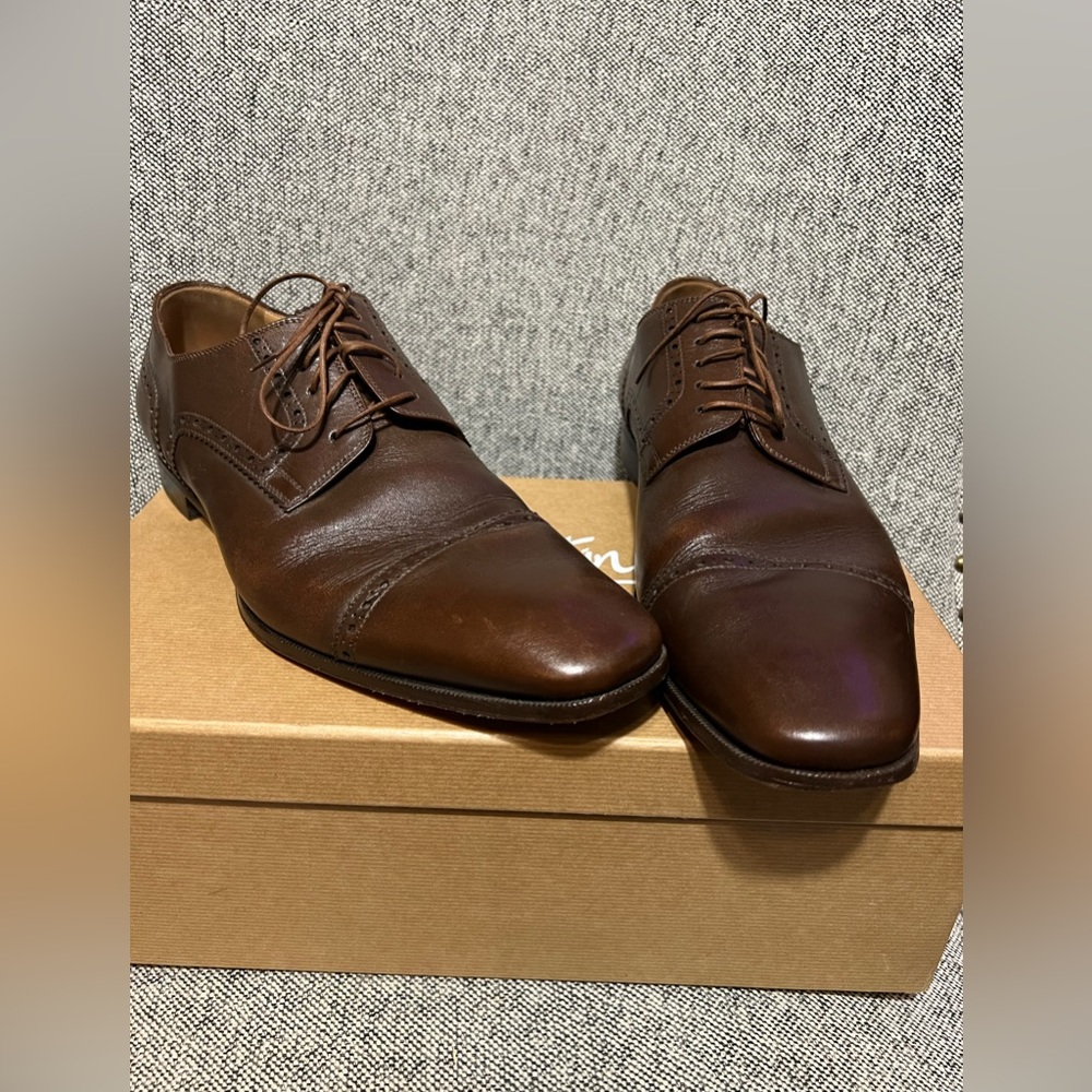 Christian Louboutin cousin Charles flat calf shoes with box